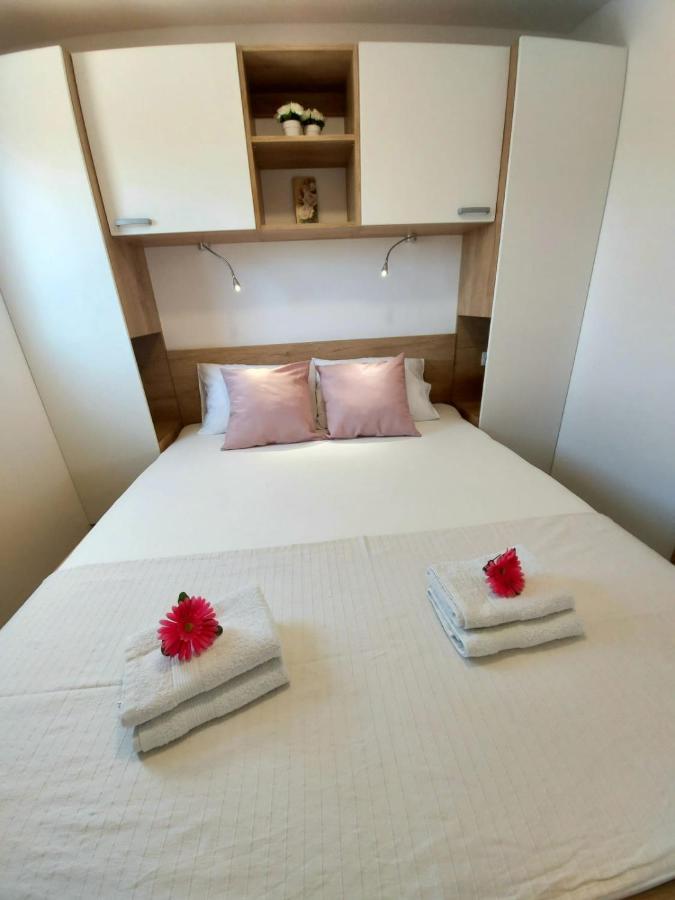 Mobile Homes Charly Tisno Εξωτερικό φωτογραφία