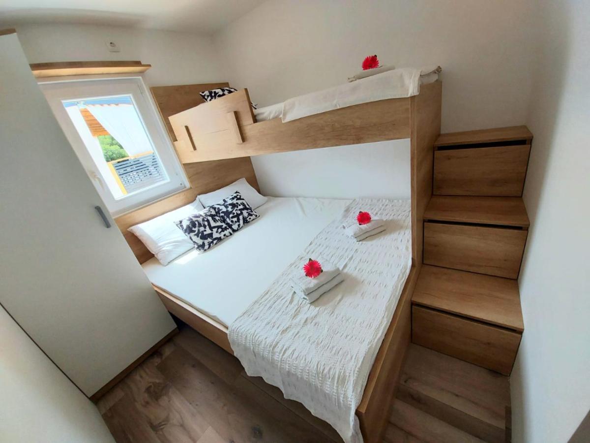 Mobile Homes Charly Tisno Εξωτερικό φωτογραφία