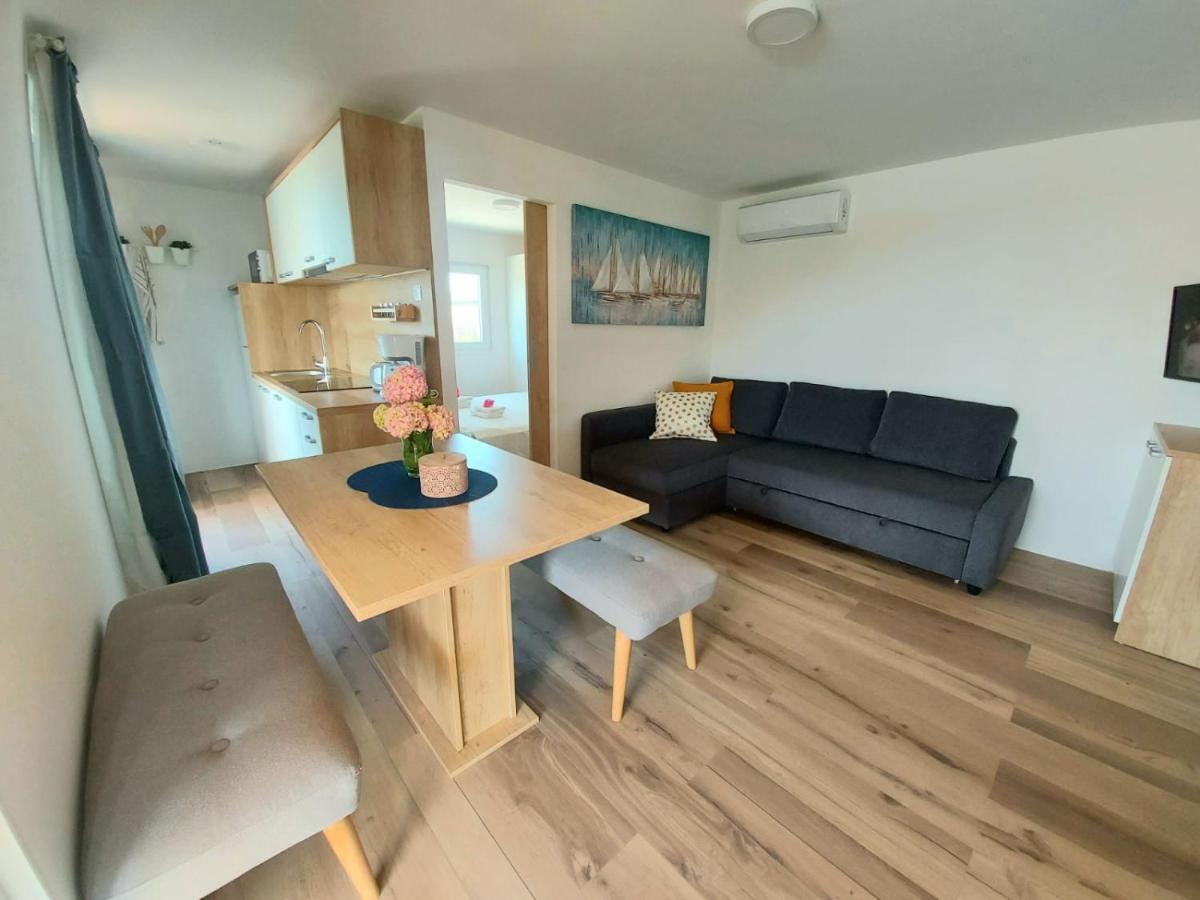 Mobile Homes Charly Tisno Εξωτερικό φωτογραφία