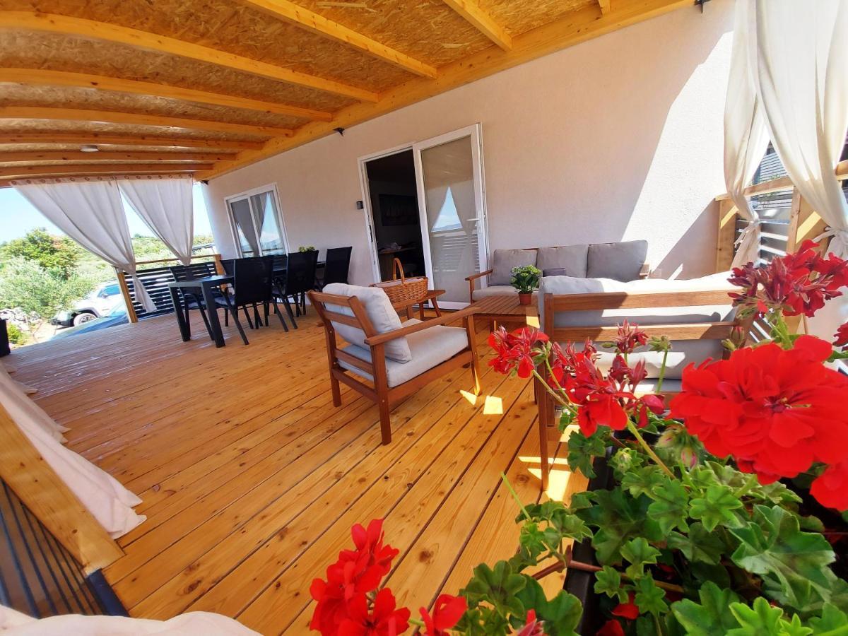 Mobile Homes Charly Tisno Εξωτερικό φωτογραφία